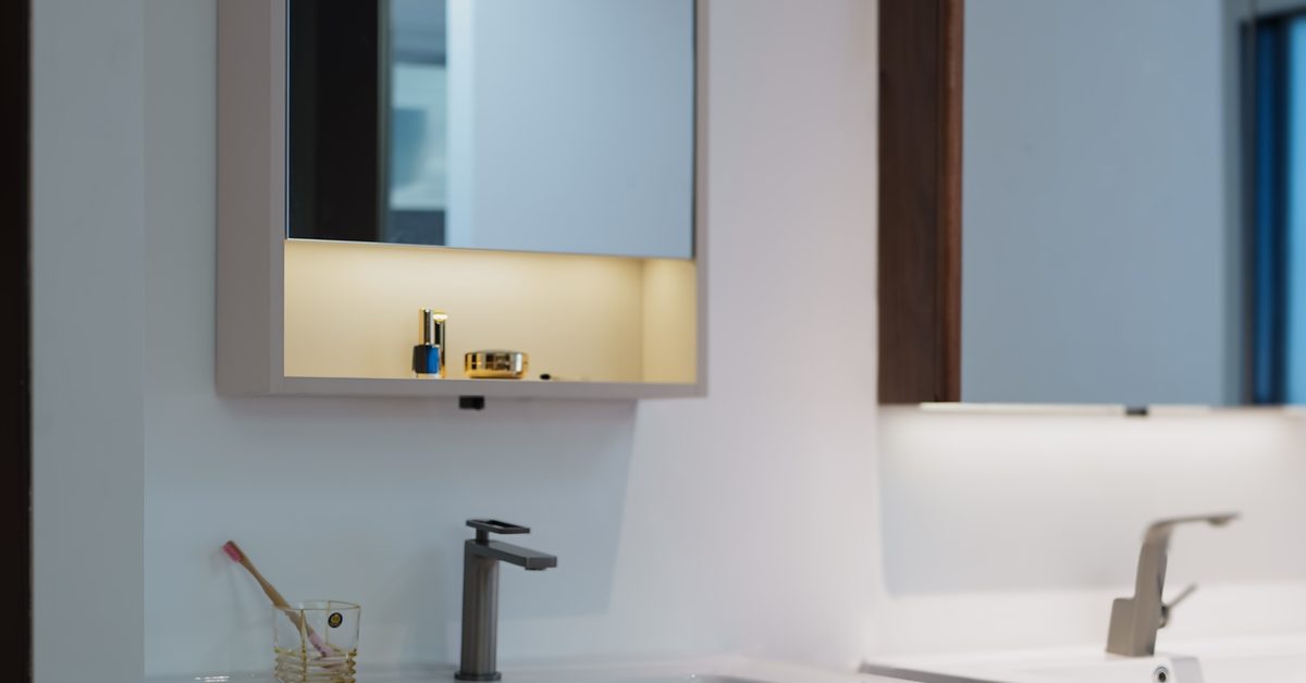 Finished vanity with mirror cabinet from WNS production