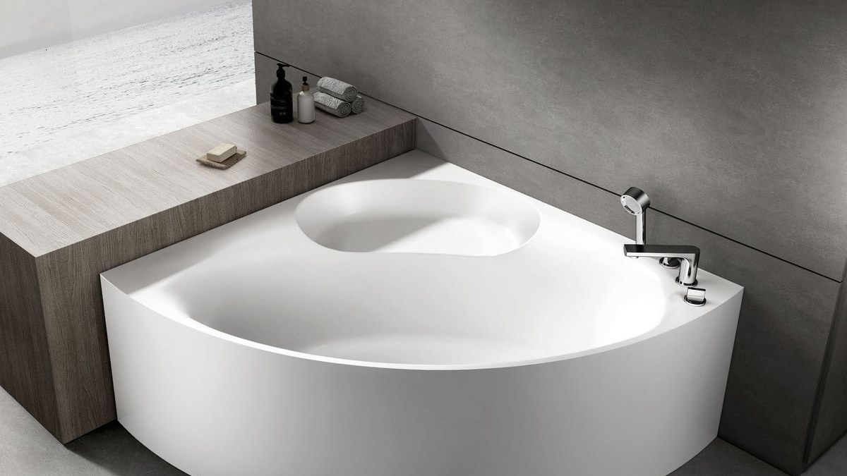 A corner built-in solid surface bathtub