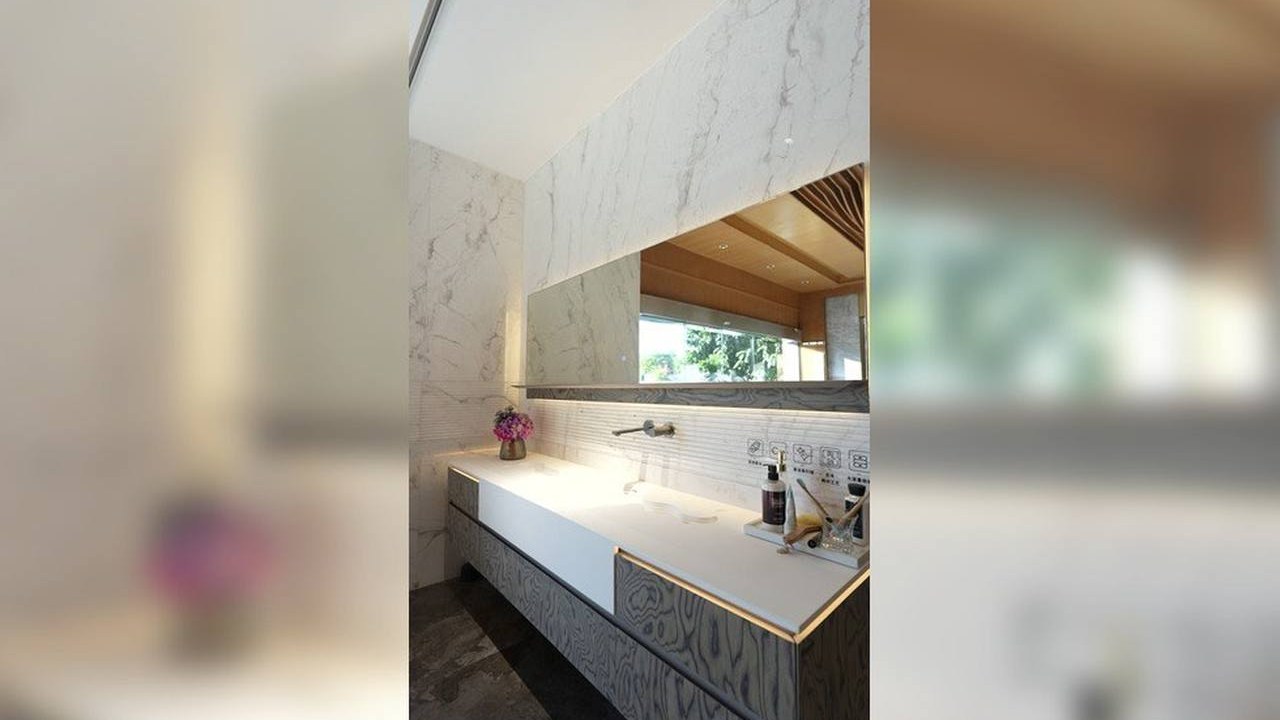 A wall-mounted vanity in a residential bathroom