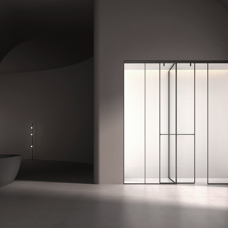 Walk-in shower screen in an open wet room